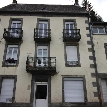 Mont-dore : T3 47m² Avec Wi-fi, Proche Centre Et Thermes, Pour 4 Pers. - Fr-1-608-50